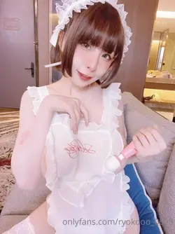 imgi_189_ryokooo_0625-Maid-White-Nude-00002.md.webp