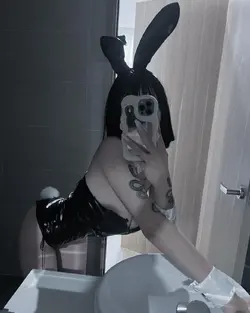 GZNLhQhbEAAtmzp.webp