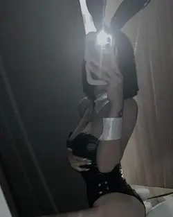 GZNLhQibkAEUhsF.webp