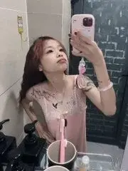 imgi_63_G-aBBycb0AA9sQC.webp