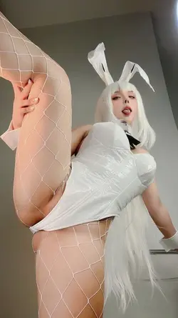 imgi_38_Sayo_Momo_NIKKE_Naughty_Oil_Bunny_76cfcf1ee864a6d73.md.webp
