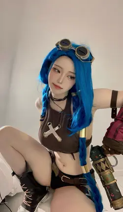 imgi_14_Evawish---Jinx-Arcane-101e209aa31d6d8f4.webp