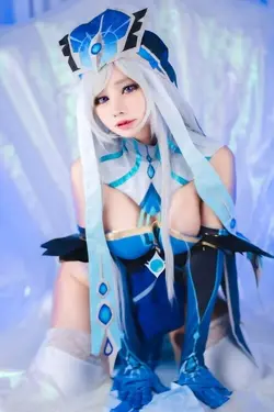 imgi_136_Meenfox-cosplay-Mirror-Maiden---Genshin-Impact-95e135e3bc8f026cb.md.webp
