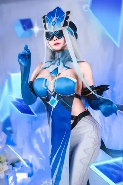 imgi_131_Meenfox-cosplay-Mirror-Maiden---Genshin-Impact-413ab18dad584aa15.md.webp